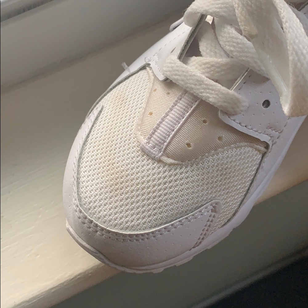 Kids Nike Air Huarache Sneakers - Picture 3 of 3
